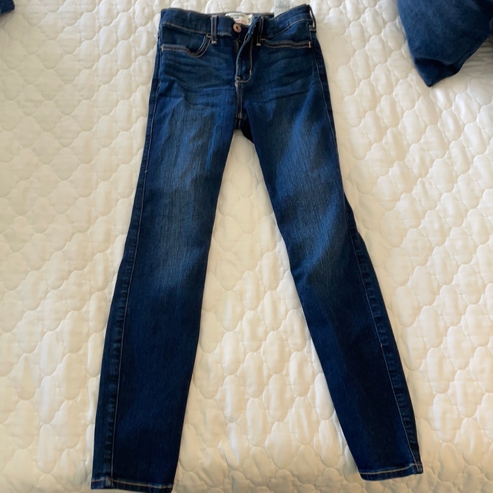Abercrombie High Rise Super Skinny jeans 9/10
